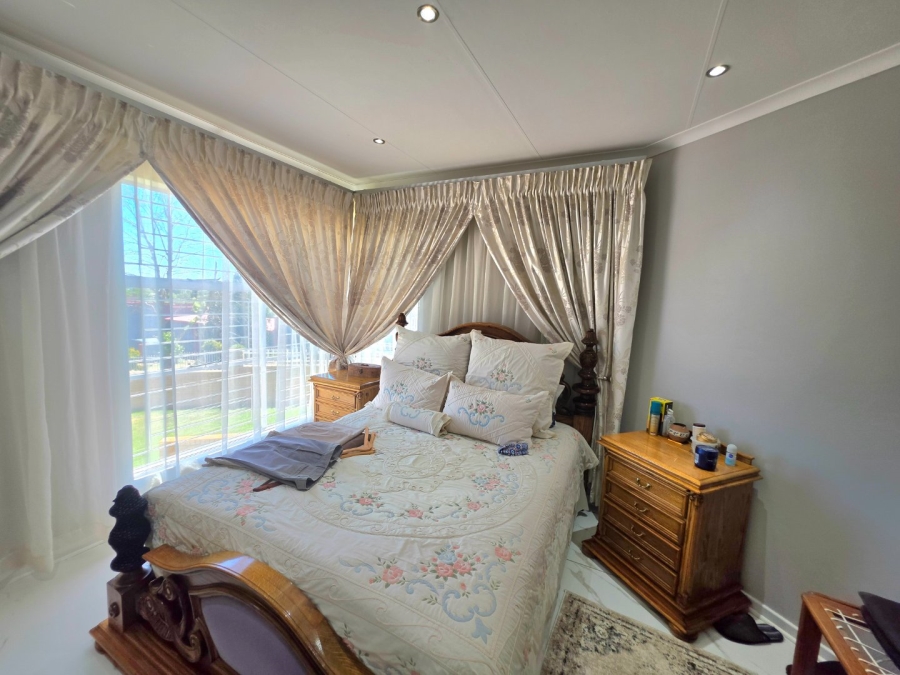 4 Bedroom Property for Sale in Panorama Free State